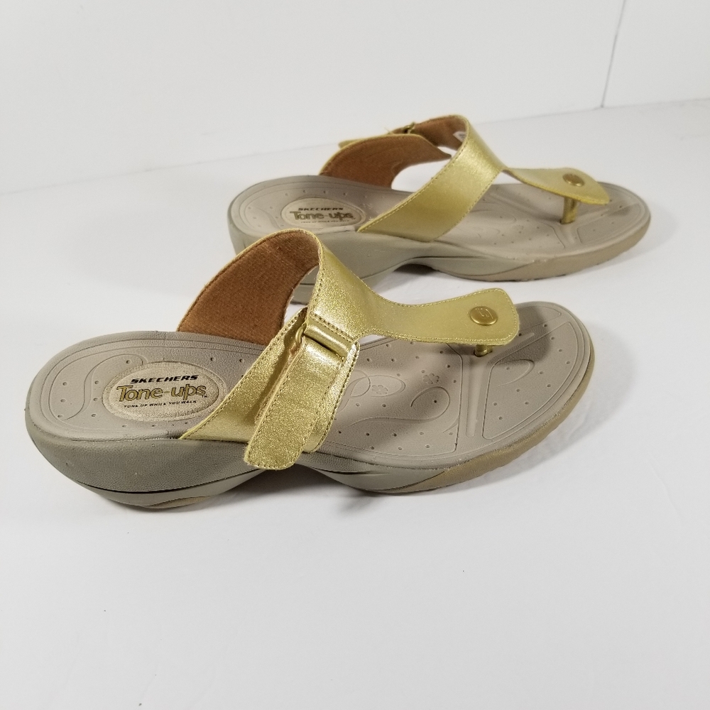 Skechers Tone Ups Sandals Women's Size 9 Thong Bright Gold Wedge Heel - Picture 3 of 9